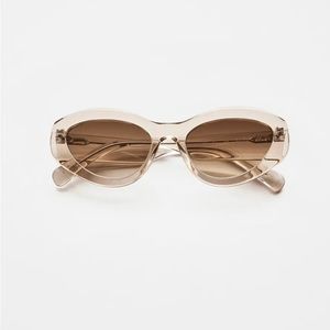 NWOT CHIMI Sunglasses